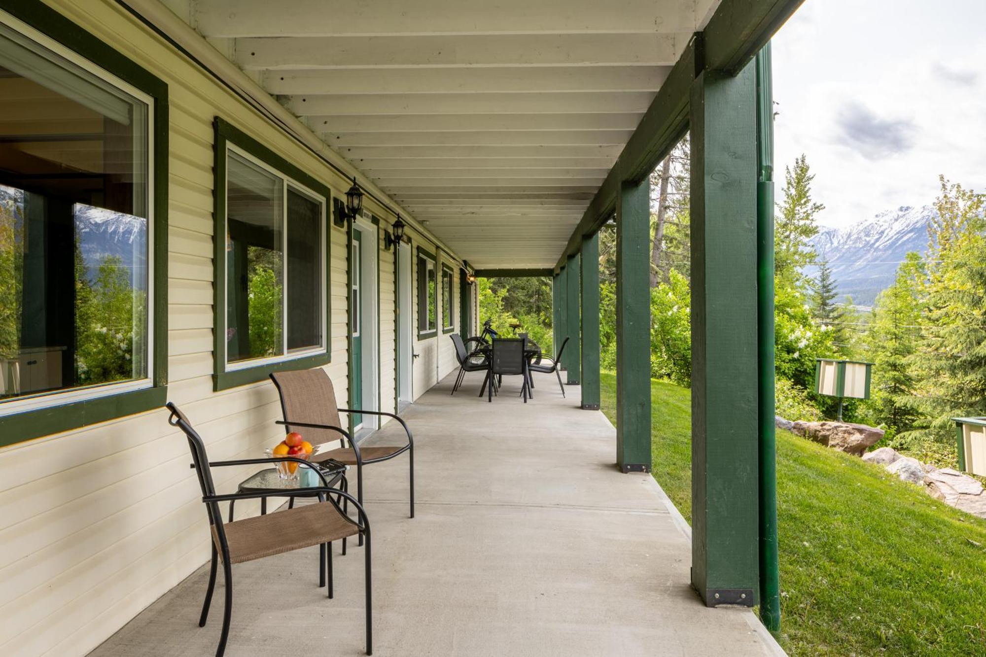 2Mins To Town, Ac & Sauna, Self Check-In, Full Kitchen, Free Laundry & Parking, Family Pet Friendly, Comfortably Sleeps Up To 10 Golden Bagian luar foto